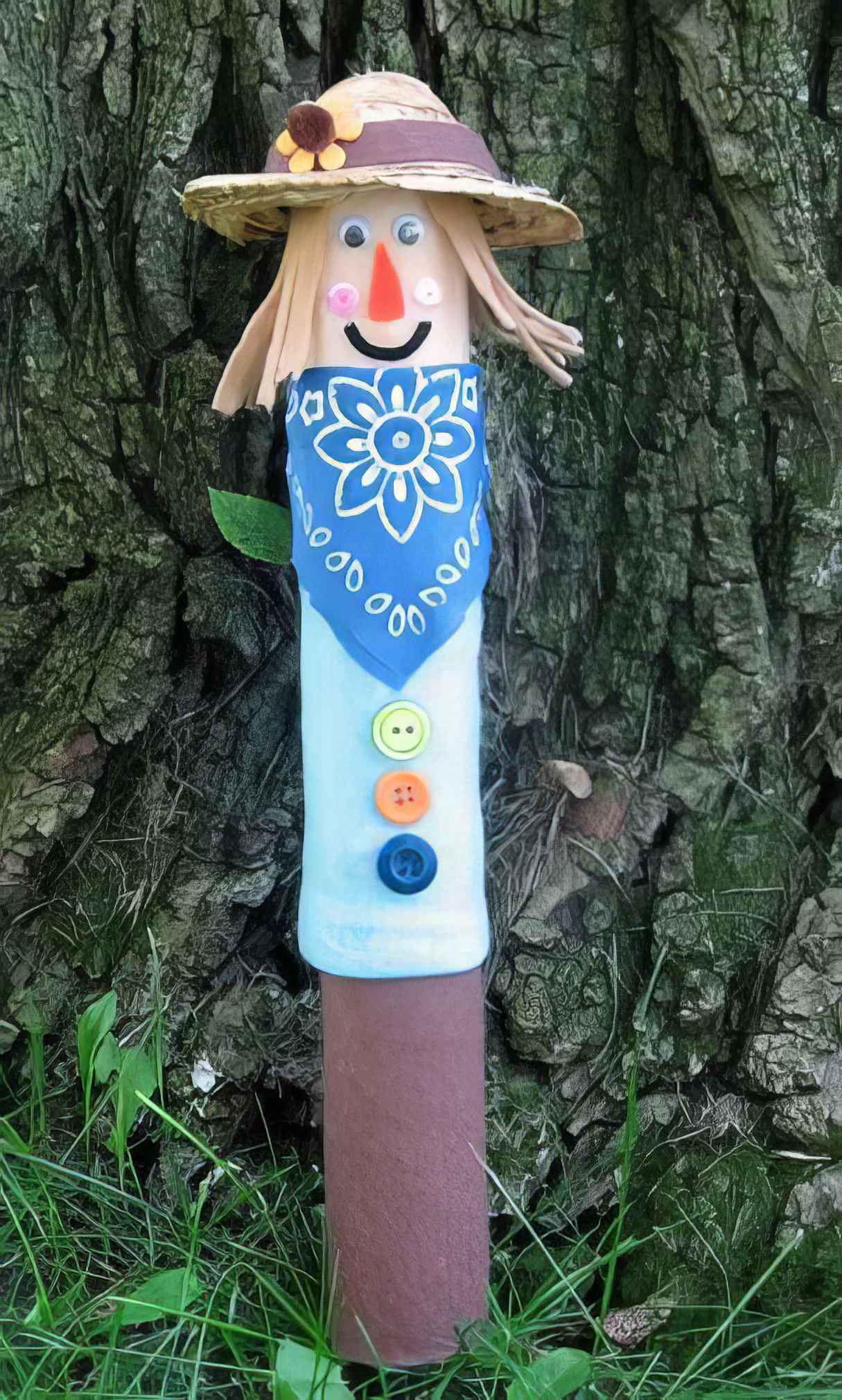 Cardboard Tube Scarecrow