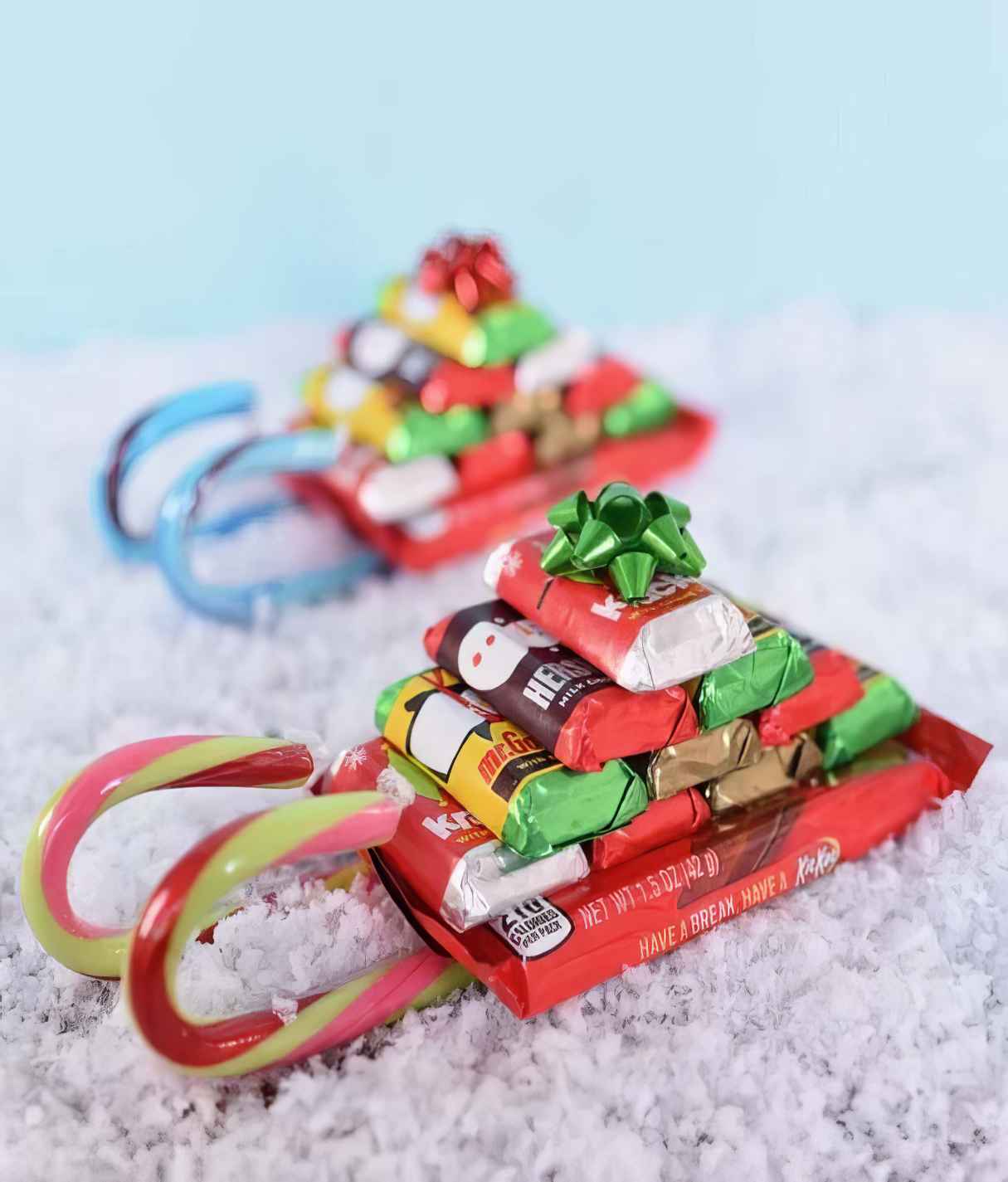 Easy and Quick Edible Christmas Candy Cane Sleigh