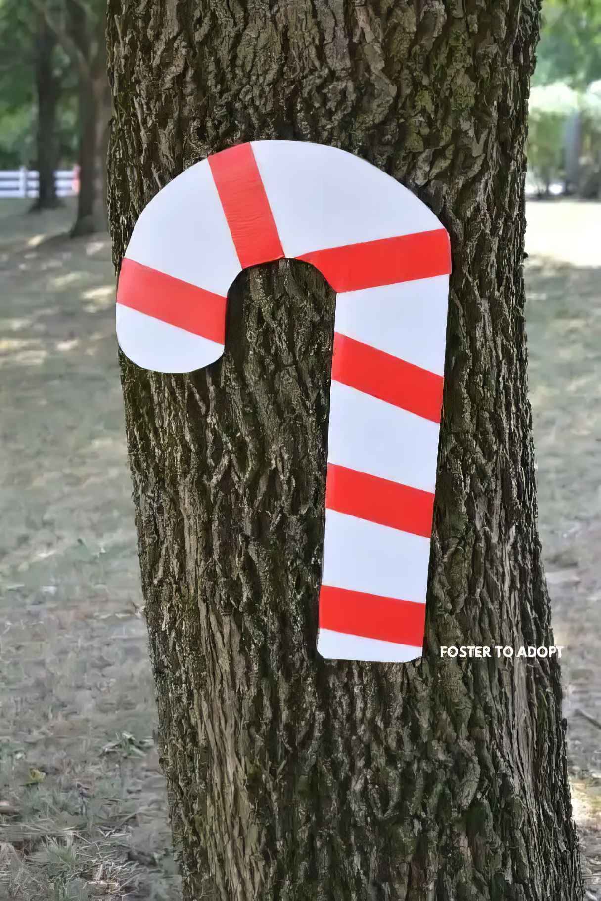 How to Make a Candy Cane Scavenger Hunt