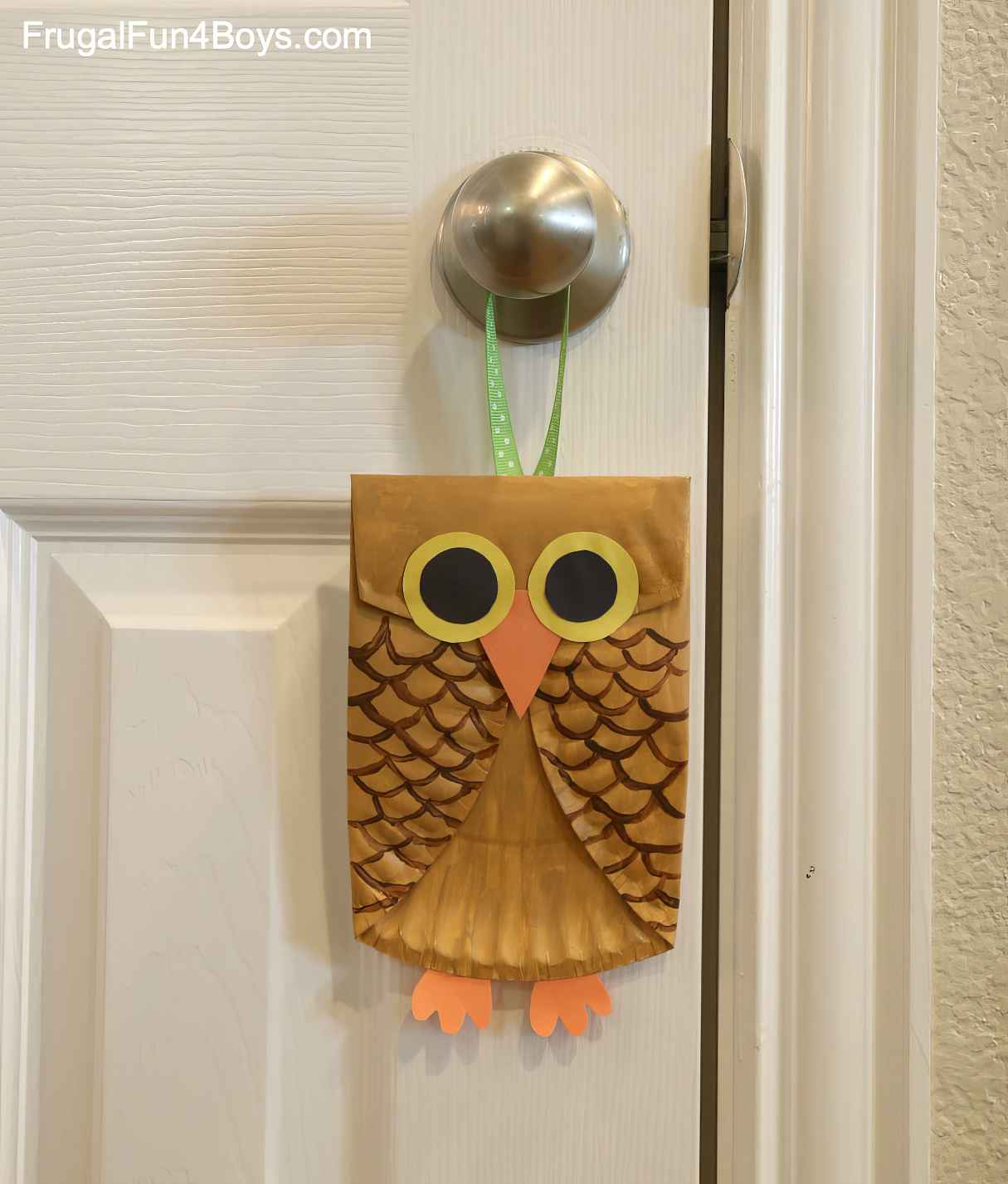 Paper Plate Owl - Easy Fall Craft for Kids