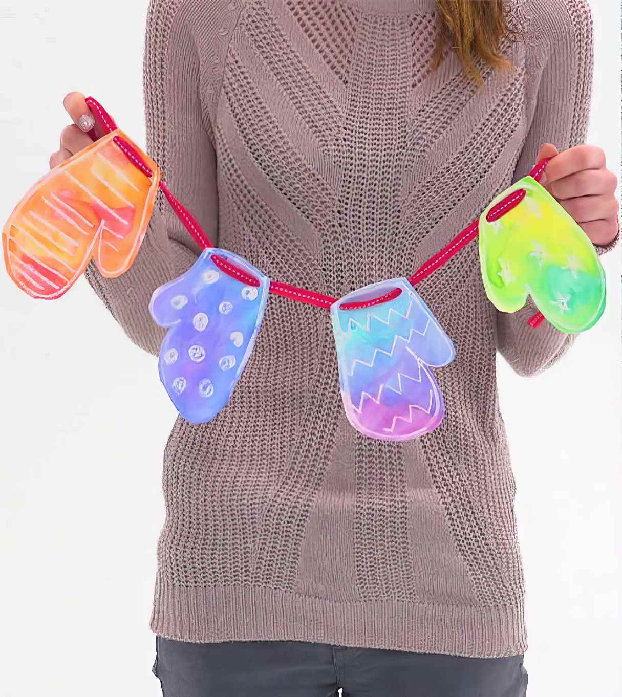 Cozy Winter DIY Watercolor Mitten Garland