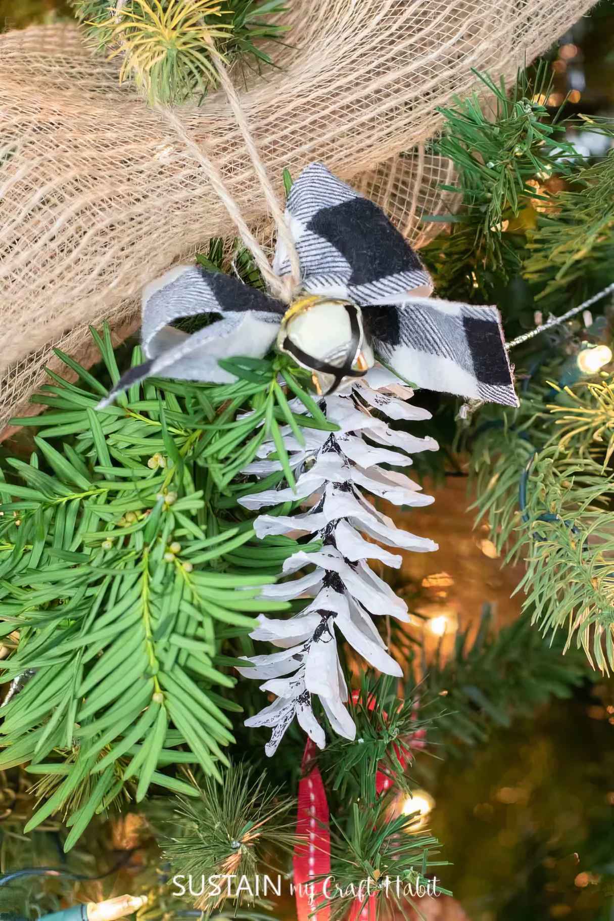 Painted Pinecone Christmas Ornaments
