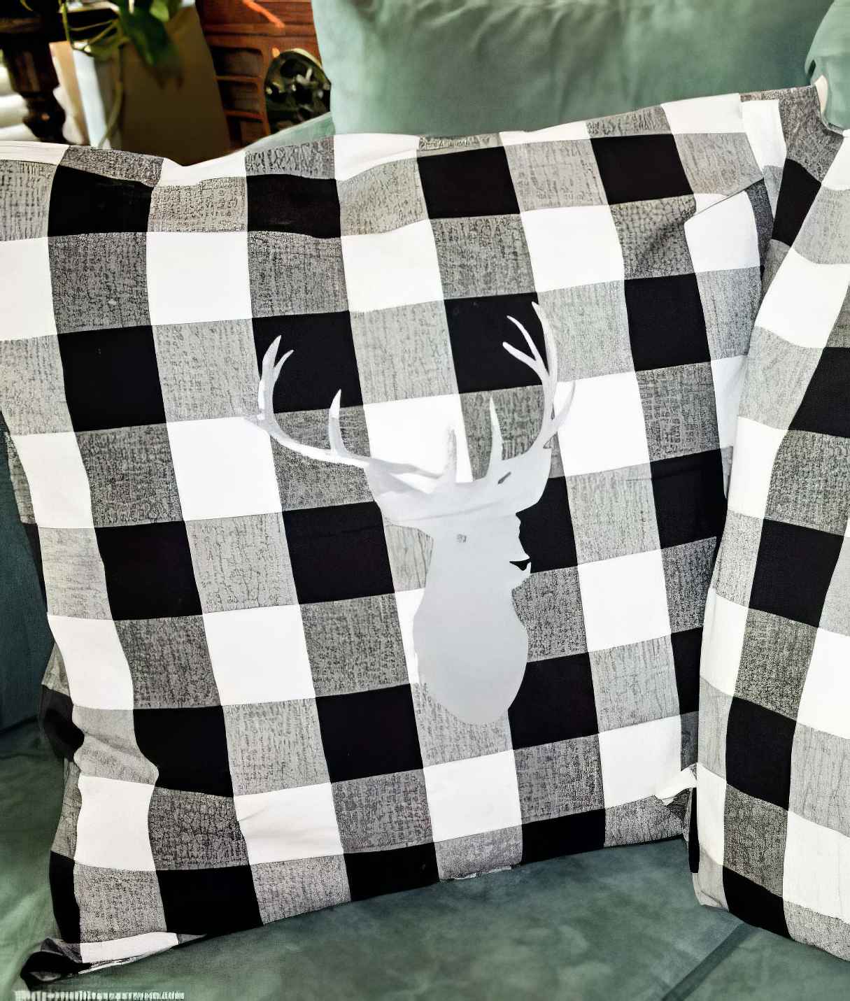Easy No-Sew Pillow Covers 2 Ways