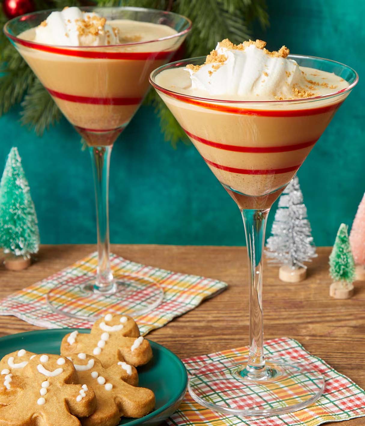 Gingerbread Martini - Perfect Christmas Drink!