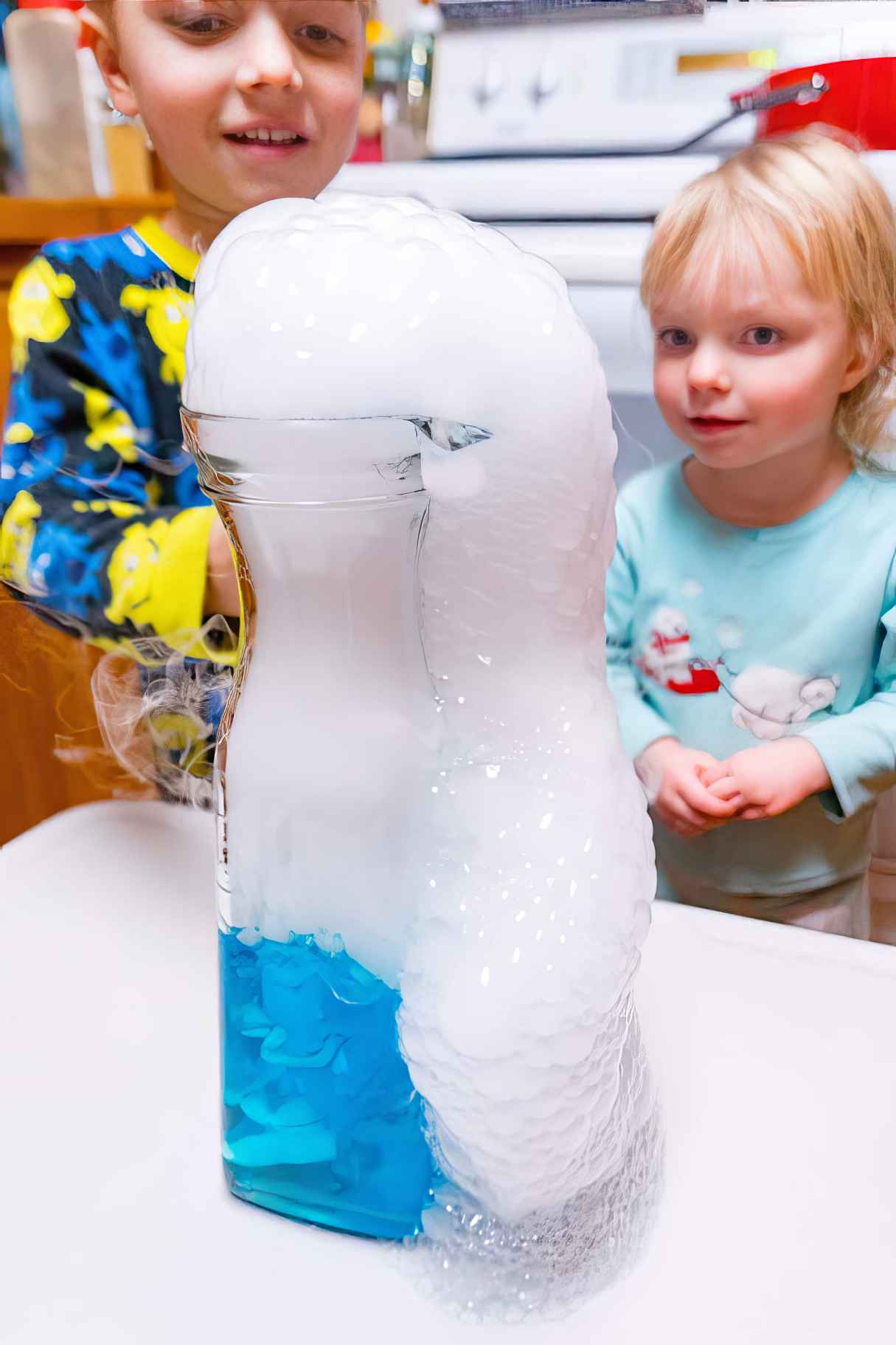 Dry Ice Experiments with Bubbles