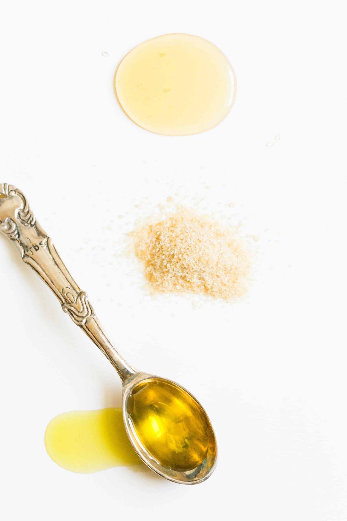 Easy DIY Glitter Lip Scrub Recipe