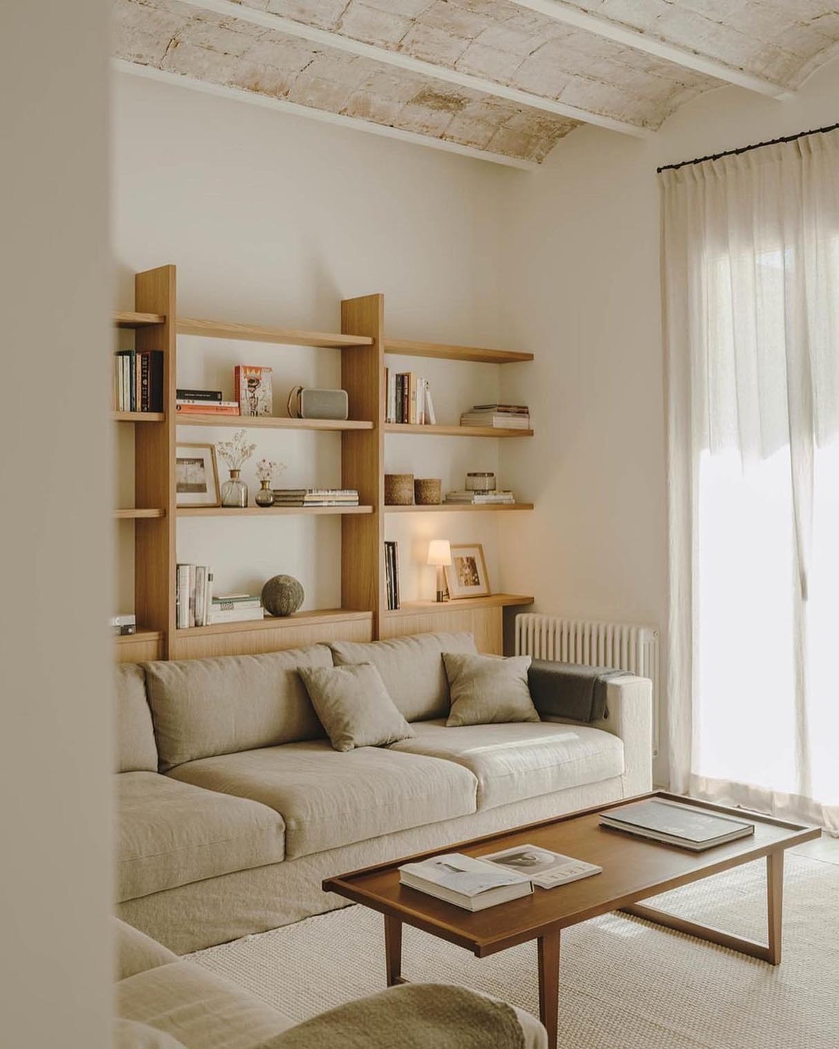Decluttering for Visual Serenity