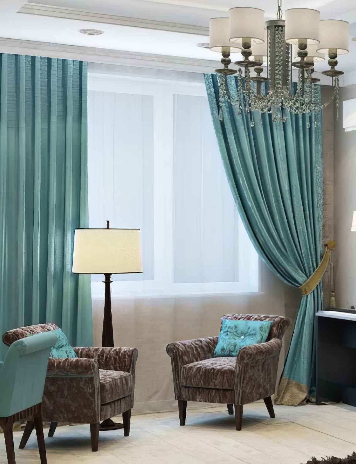 Using Curtains to Enhance Height
