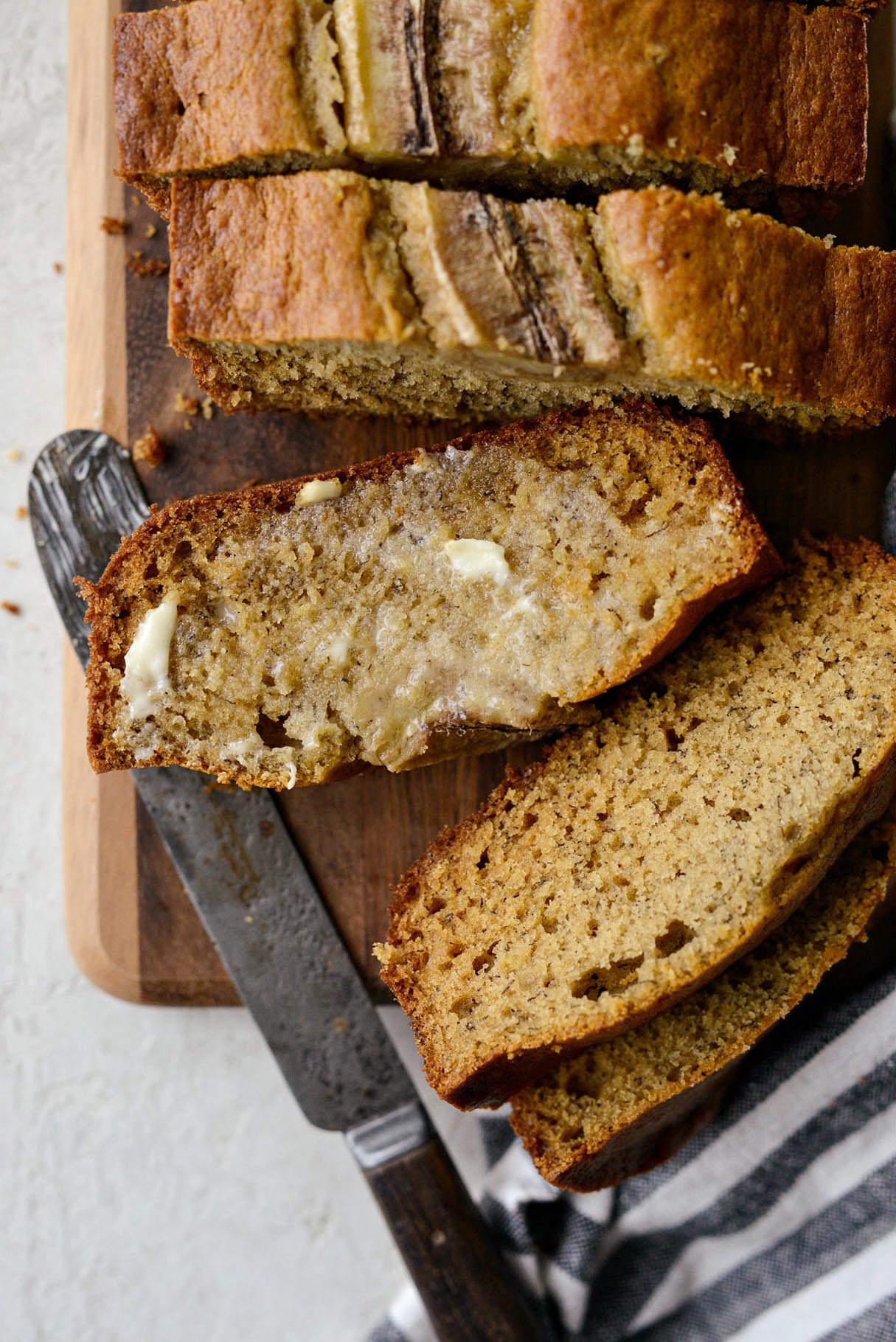 Classic Ripe Banana Bread