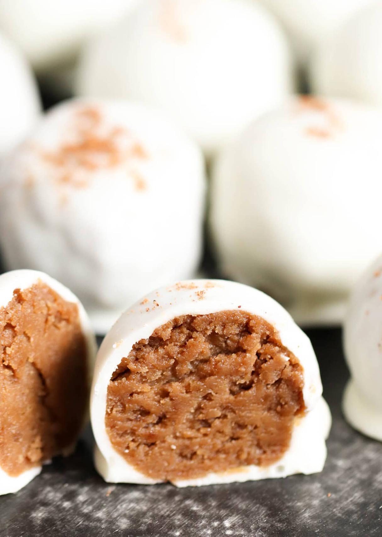 No-Bake Gingerbread Cookie Truffles Recipe