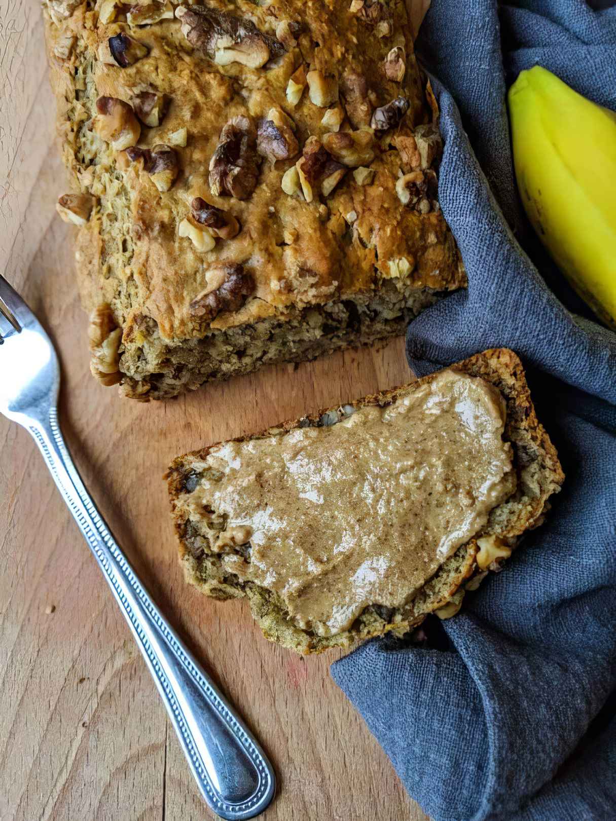 The BEST Vegan Banana Bread Recipe