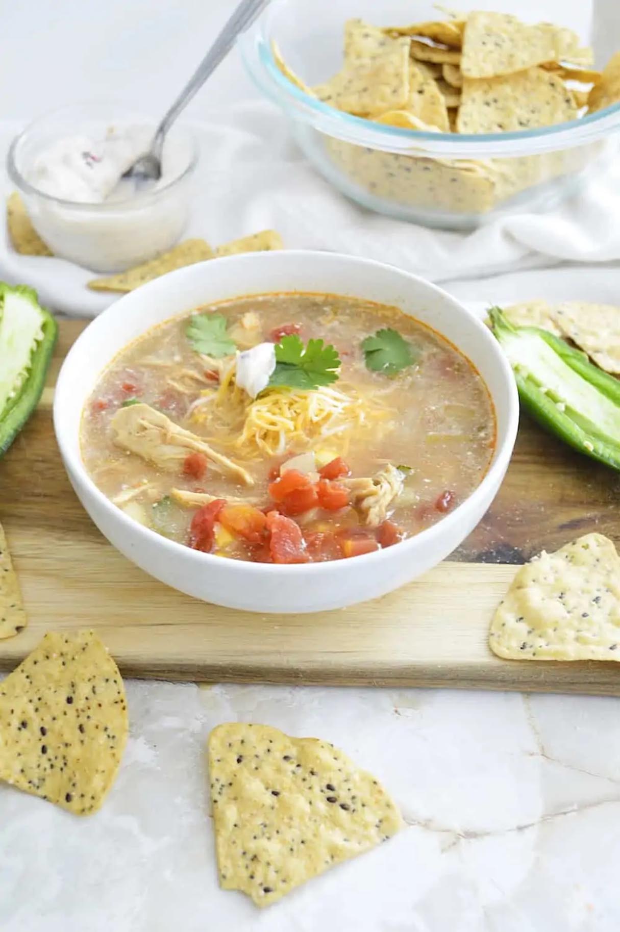 Slow Cooker Chipotle Chicken Soup