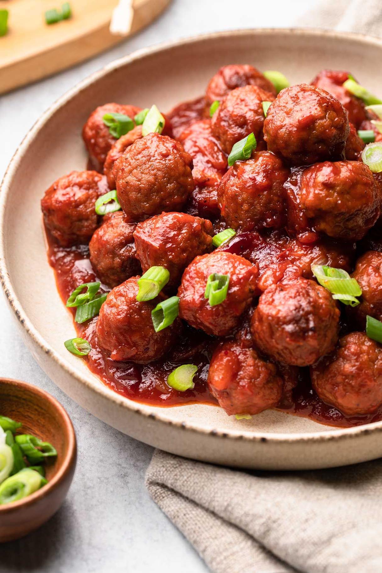 Deliciously Sweet And Tangy Slow Cooker Cranberry Meatballs