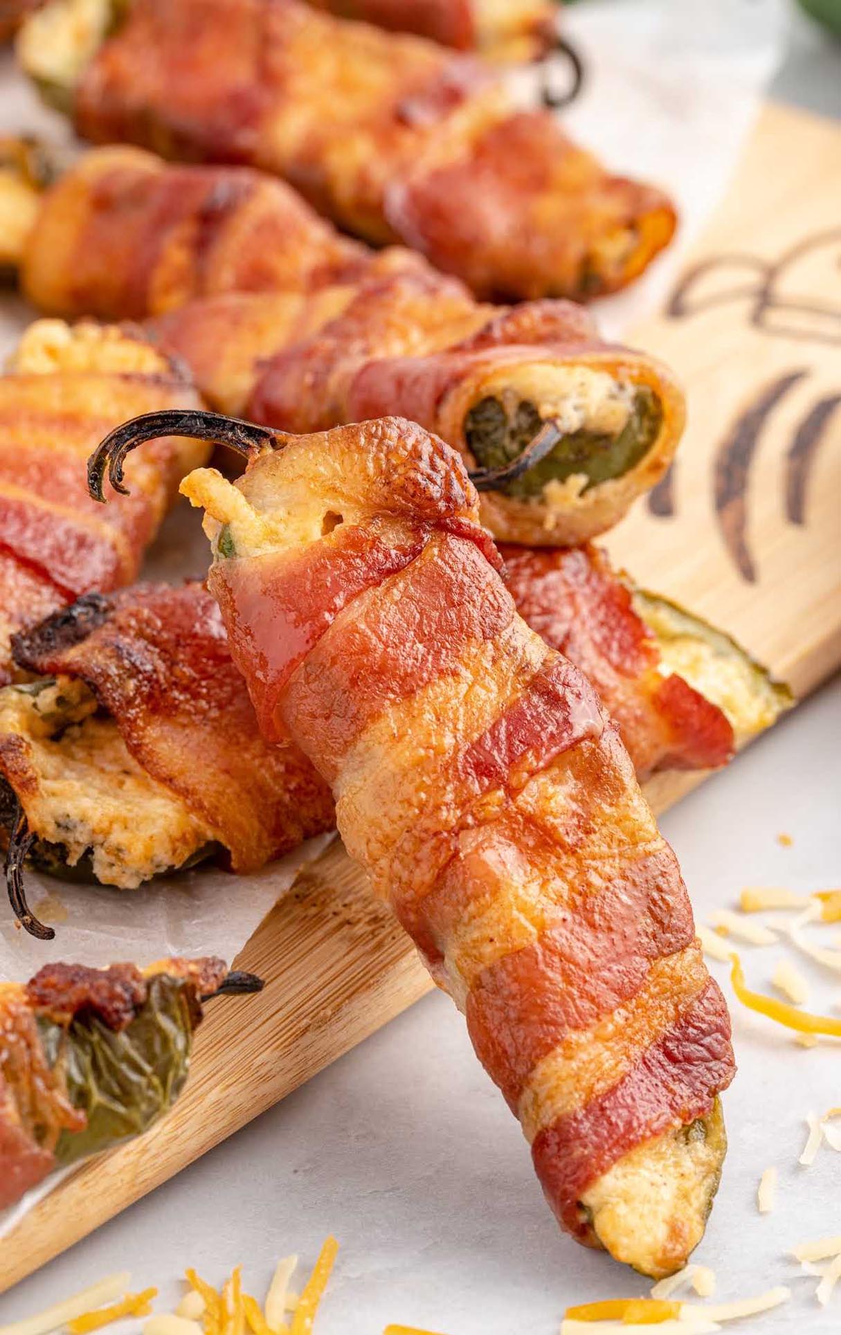 Bacon-Wrapped Jalapeño Poppers