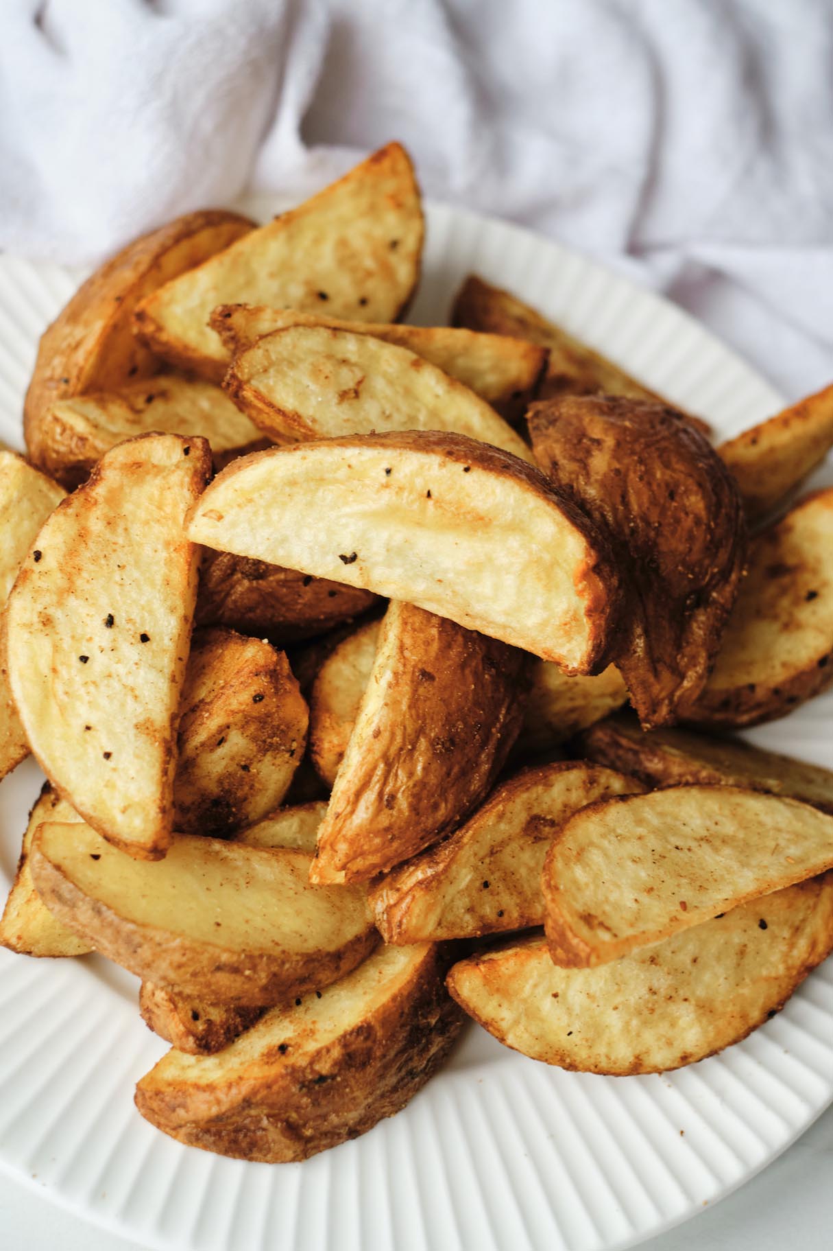 Crispy Air Fryer Potato Wedges