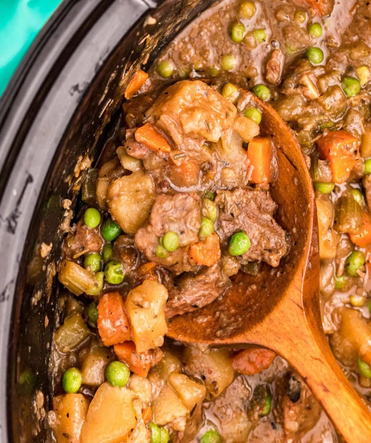 Easy Slow Cooker Beef Stew