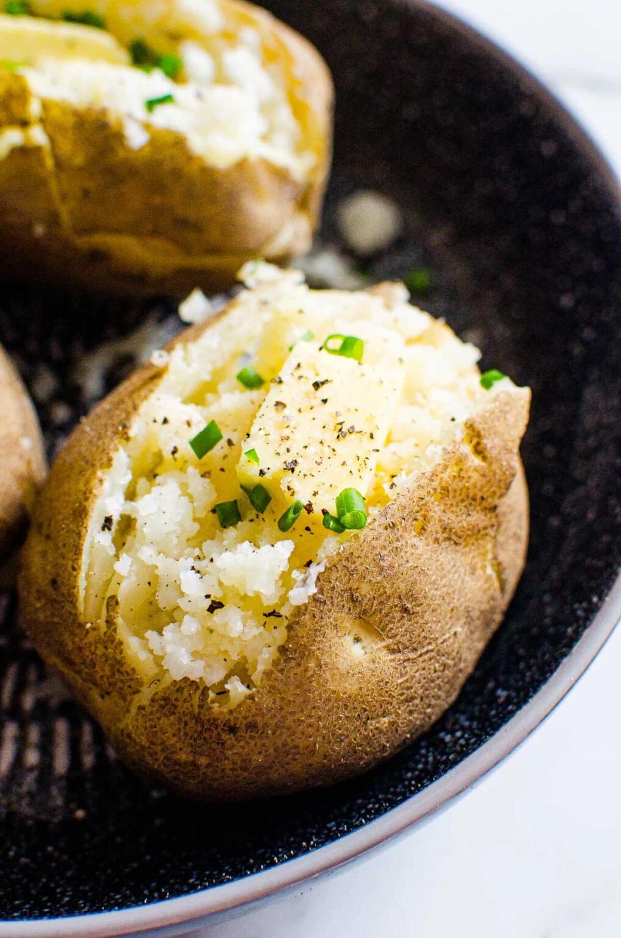 Instant Pot Baked Potatoes