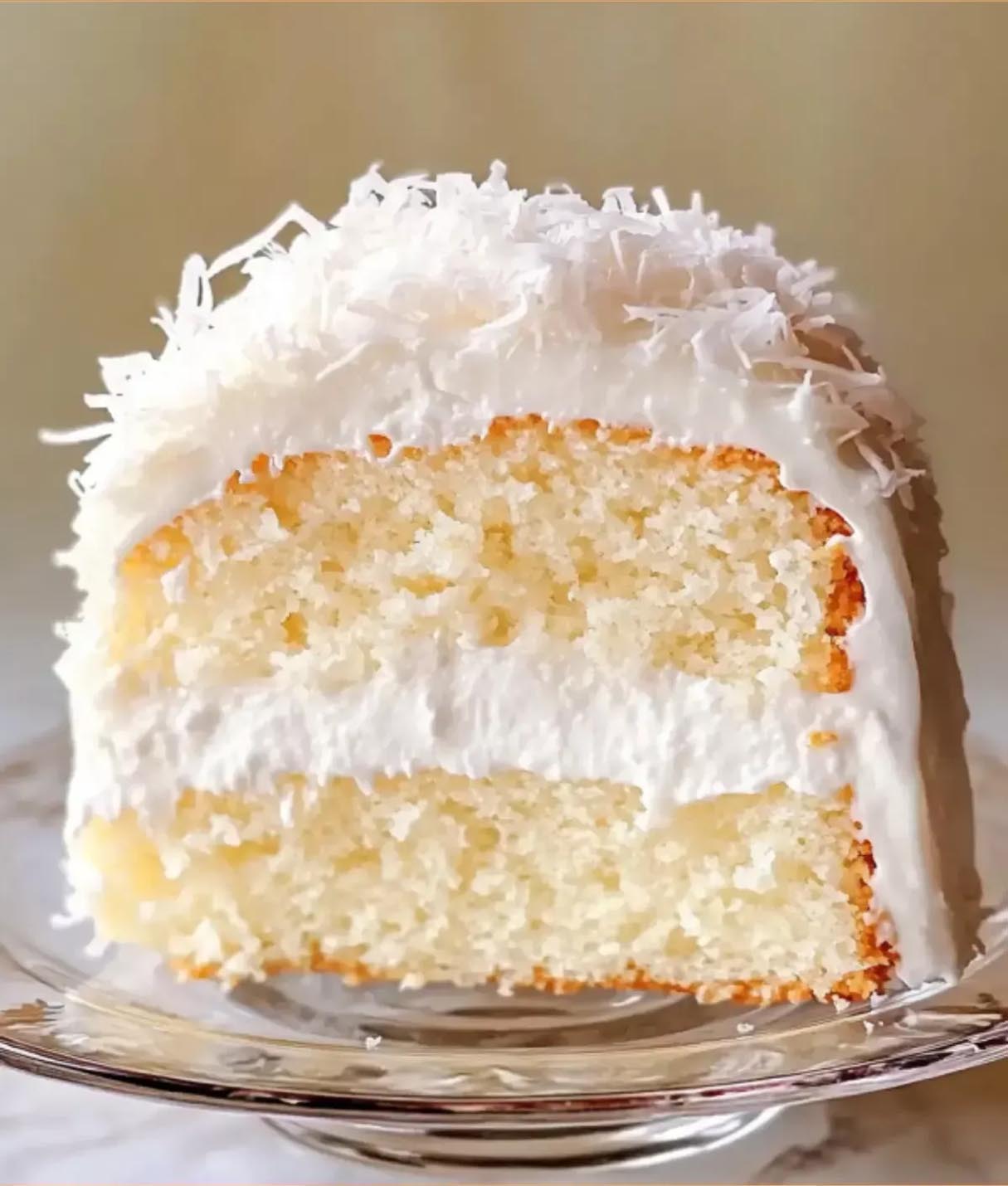 Dreamy Coconut and Pineapple Dessert