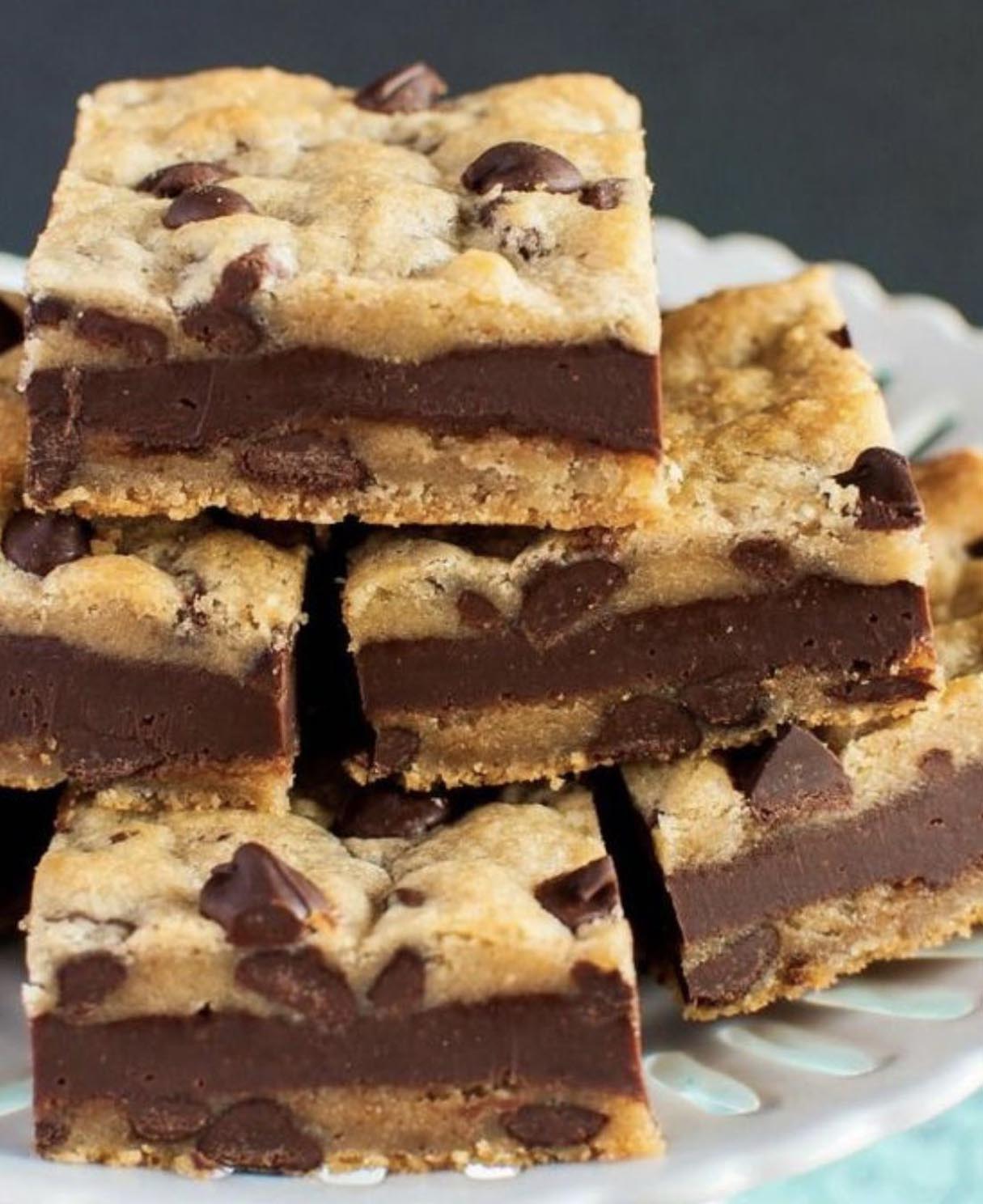 Fudge Stuffed Chocolate Chip Cookie Bars