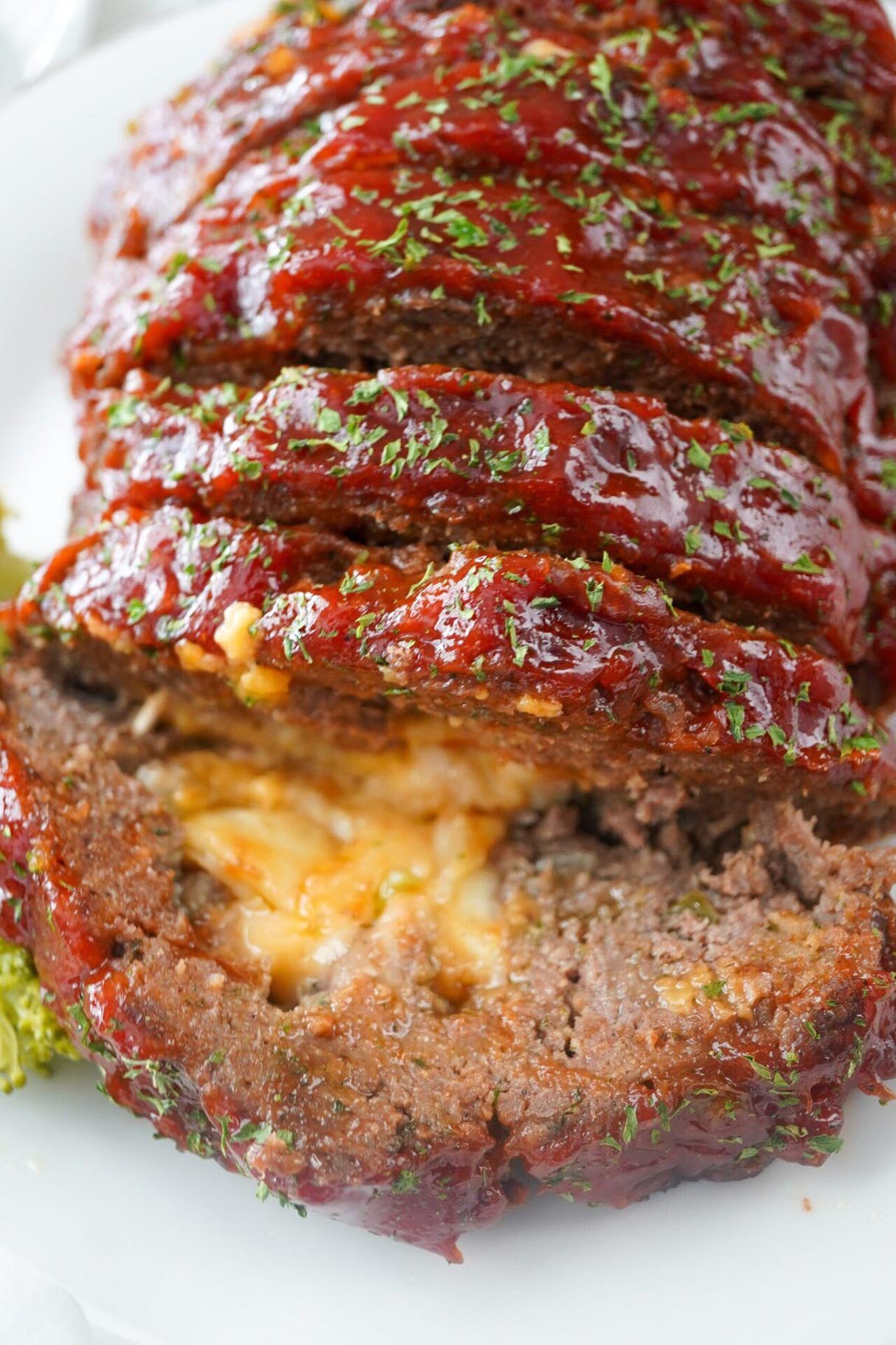 Meatloaf Stuffed with Pulled Pork, Ground Beef & Gouda Cheese