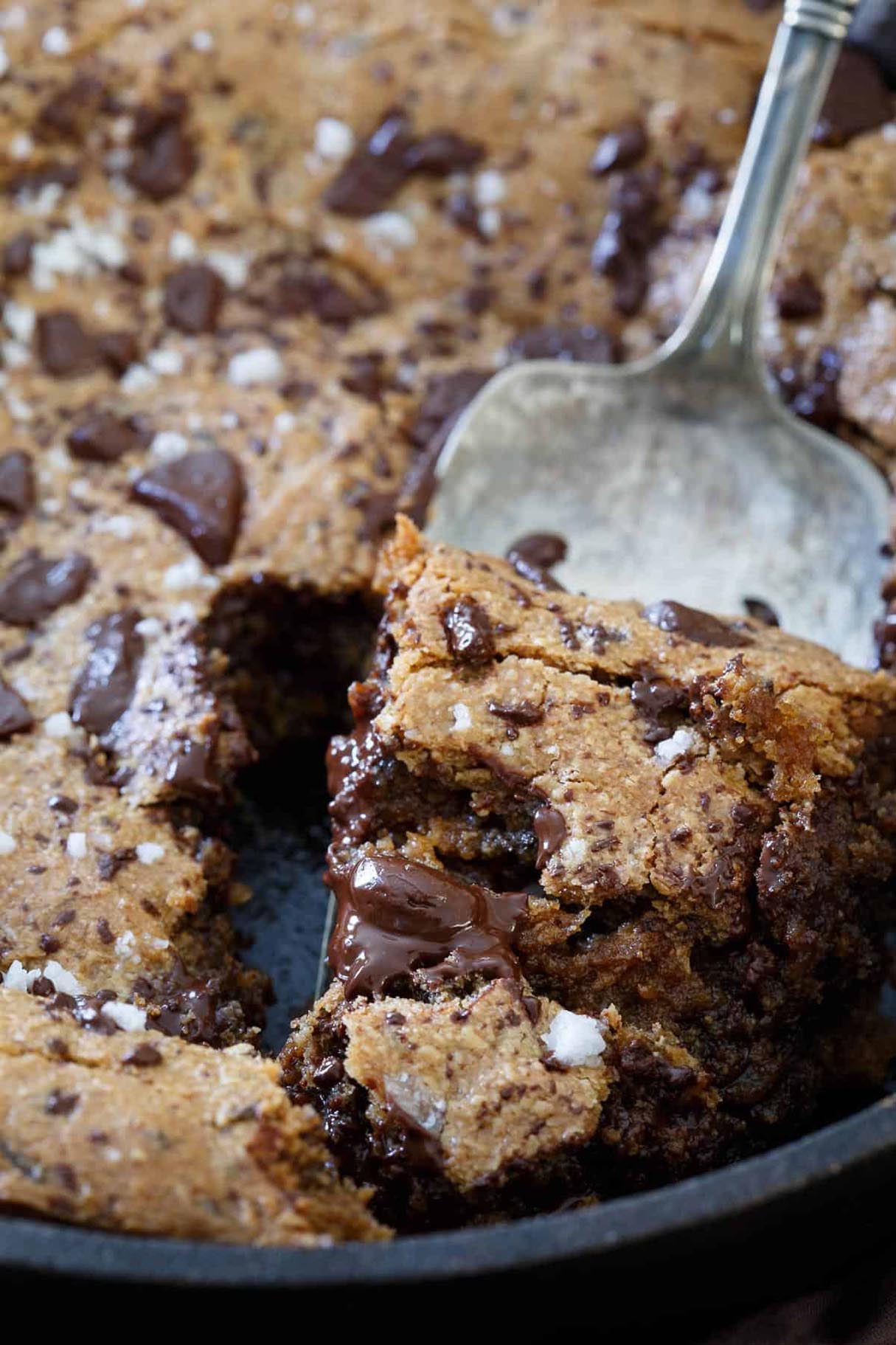 Paleo Salted Chocolate Chip Cookie Skillet