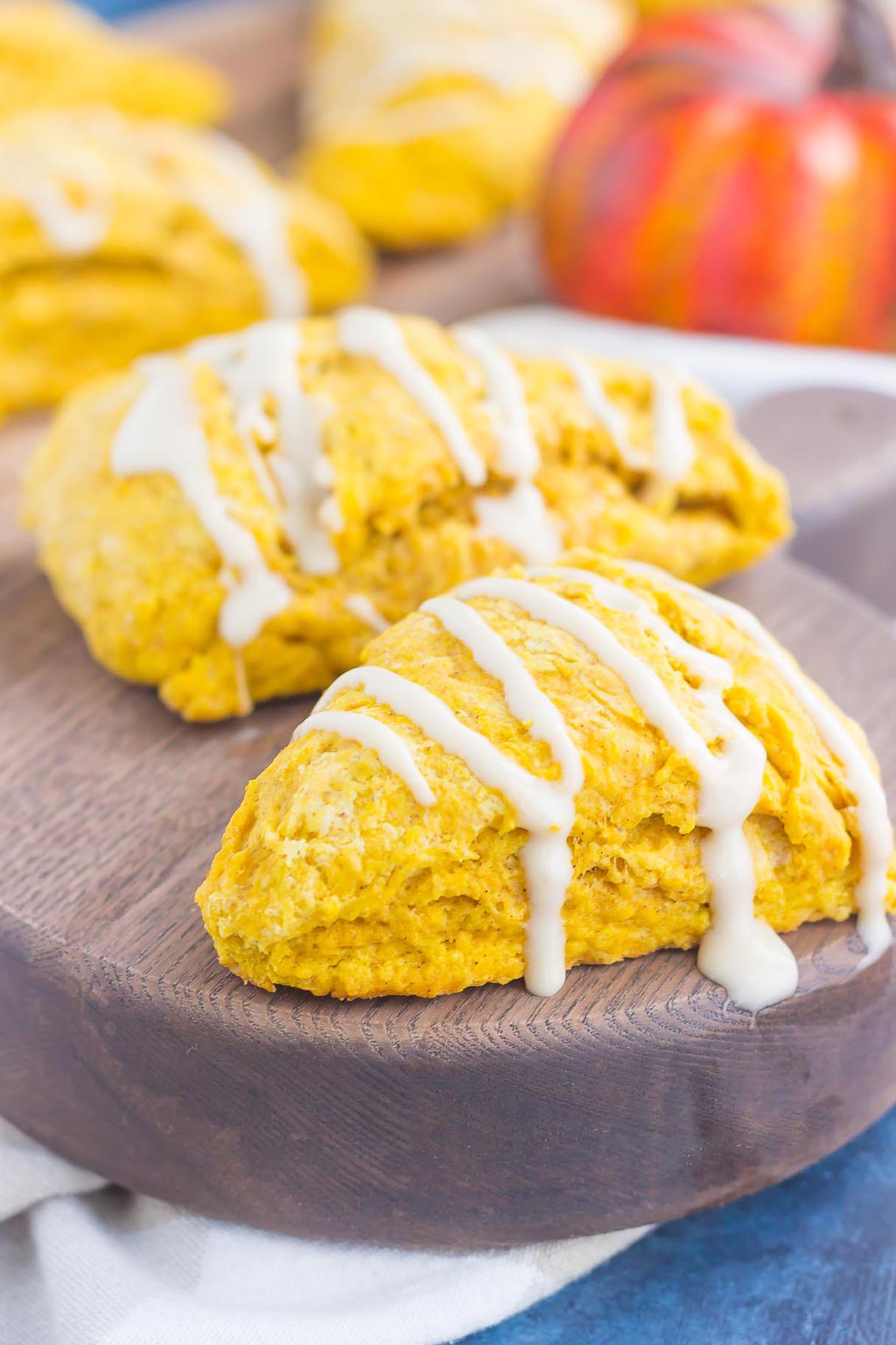 Pumpkin Scones with Maple Glaze